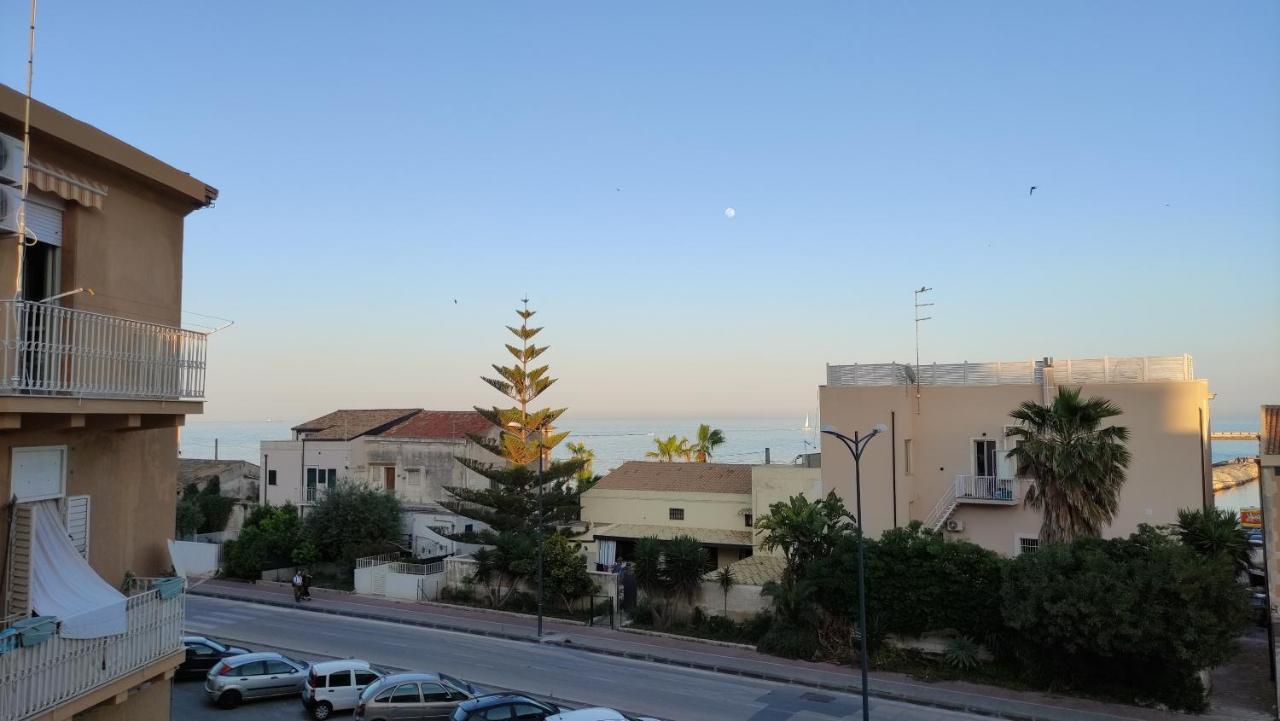 Oikos Arethusa Syracuse Exterior photo